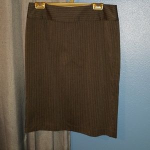 Pin stripe pencil skirt